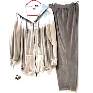 261P643. Roaman's Gray Tie-Dye Pantsuit